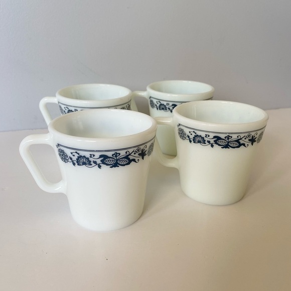Pyrex Other - Vintage Pyrex milk glass mugs set of 4